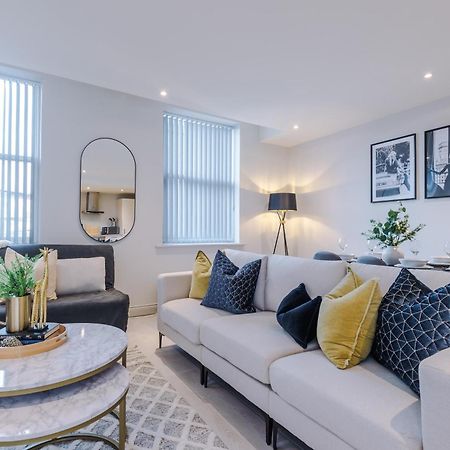 Designer Central Home In Leeds Sleeps 5 Экстерьер фото