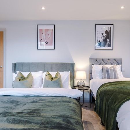Designer Central Home In Leeds Sleeps 5 Экстерьер фото