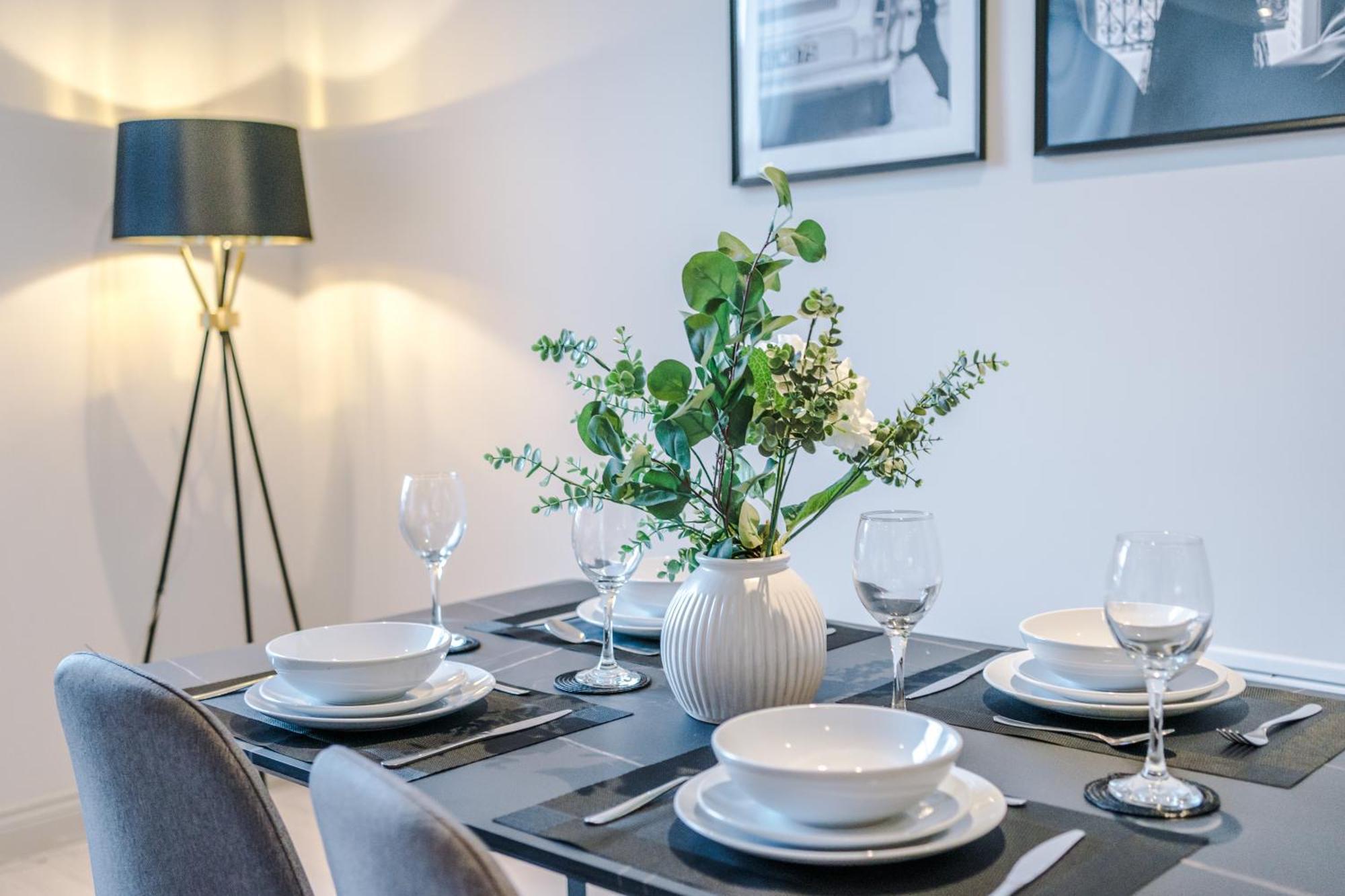 Designer Central Home In Leeds Sleeps 5 Экстерьер фото